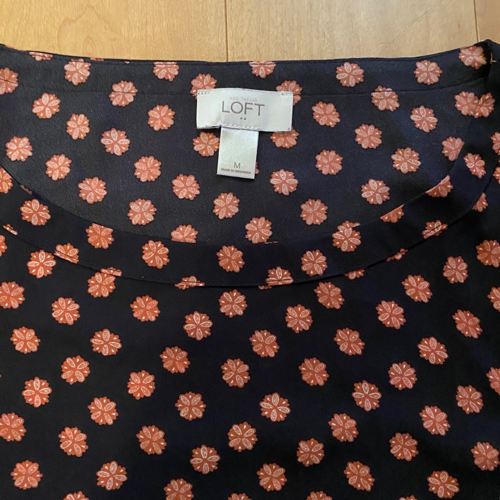 Cute LOFT top